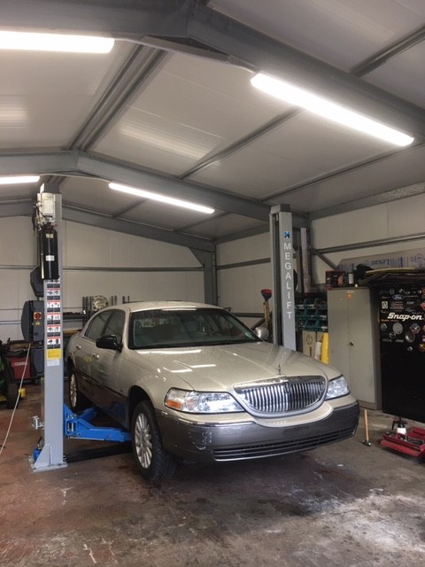 Hummer 4 U Ltd took install of a Hofmann Megaplan megalift 4000-2, the latest version of our two post vehicle lift model.