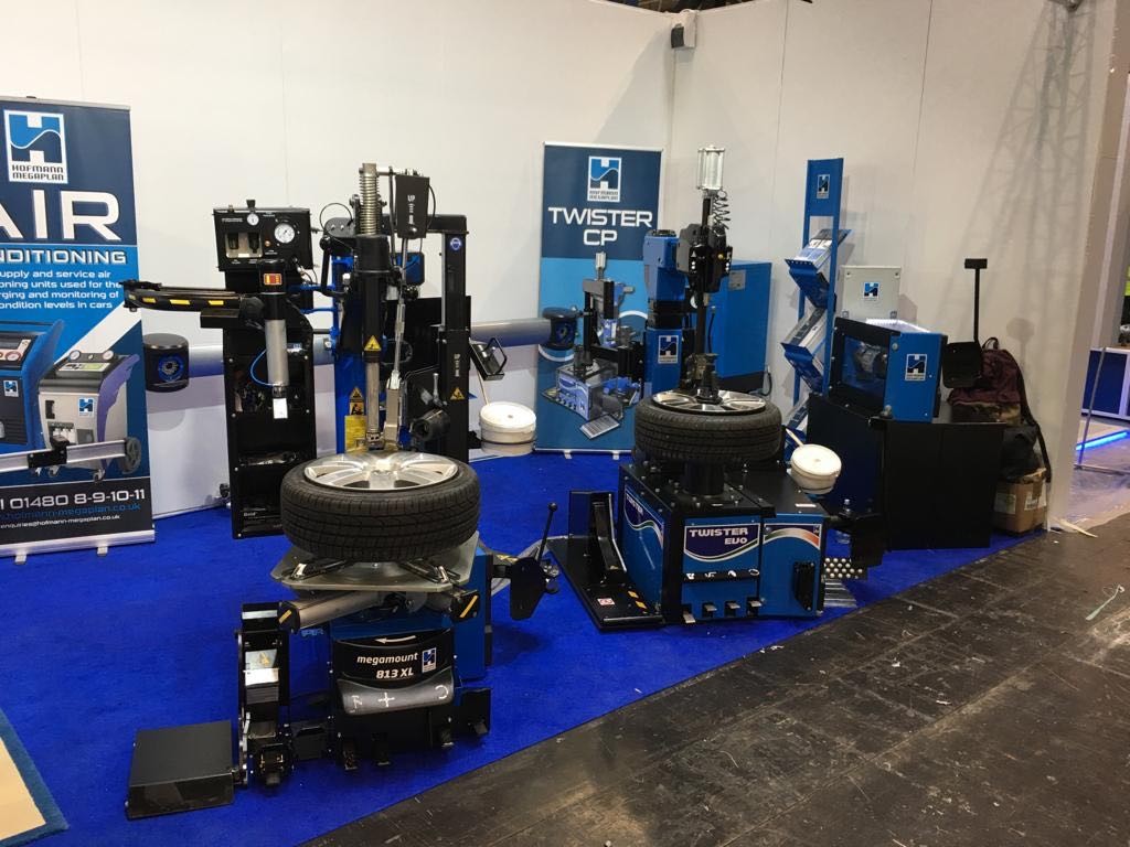 Hofmann Megaplan's range of tyre changers on show at Automechanika 2019