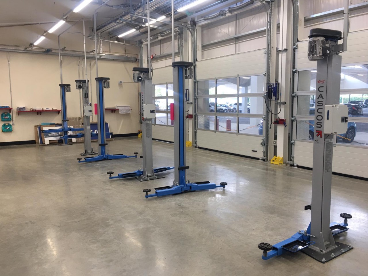 We supplied and installed two brand new 3.2 Tonne Two Post Lifts and one 4.0 Tonne Two Post Lift at Stevenage.