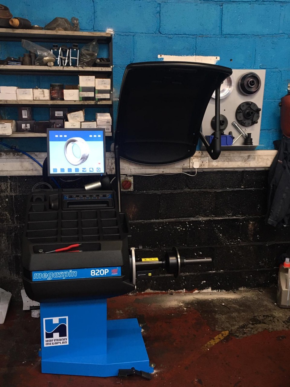 megaspin 820 installed at ProTyre Abingdon